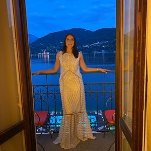 Beautiful Rachel Zoe white/gold maxi dress